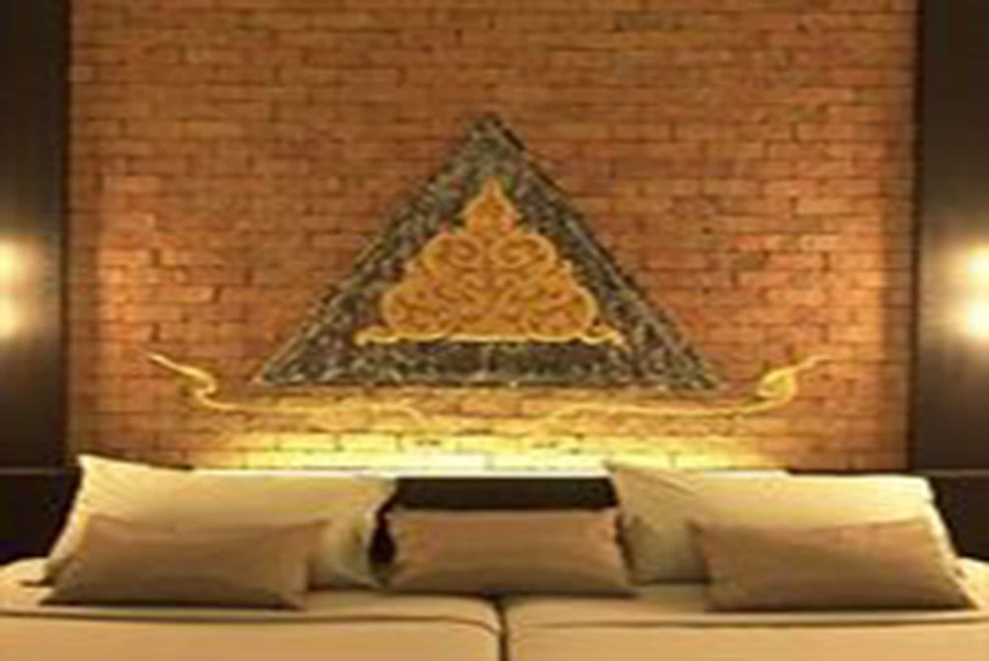 Swana Bangkok Hotel Esterno foto