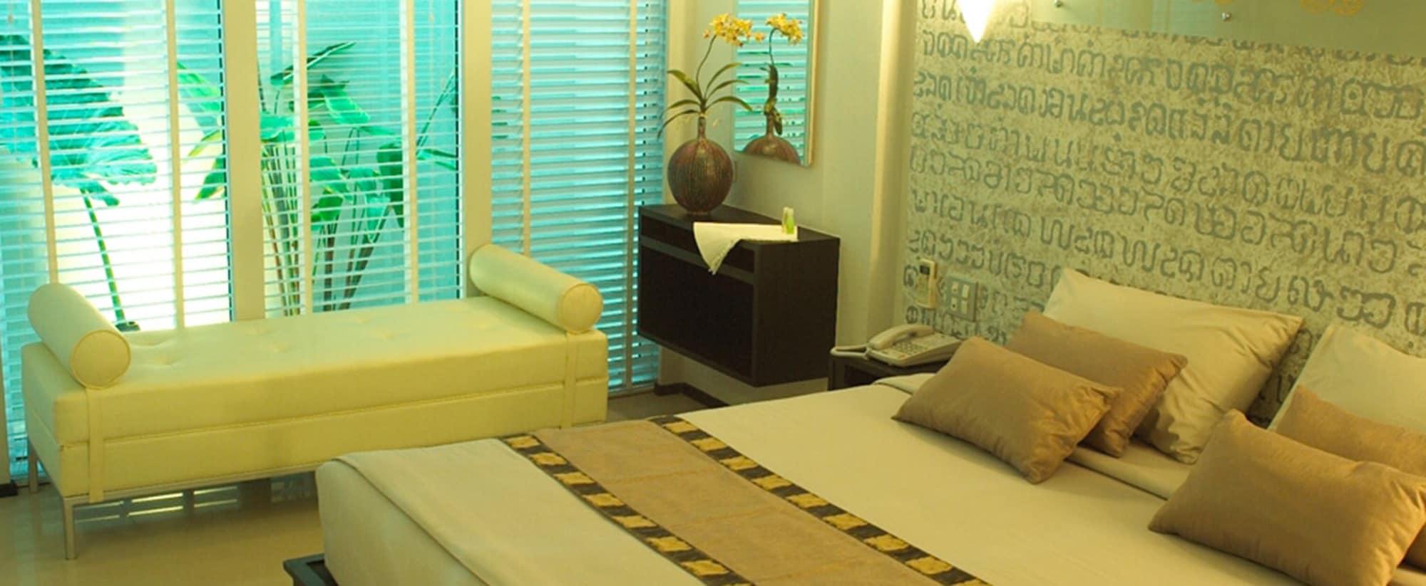 Swana Bangkok Hotel Esterno foto
