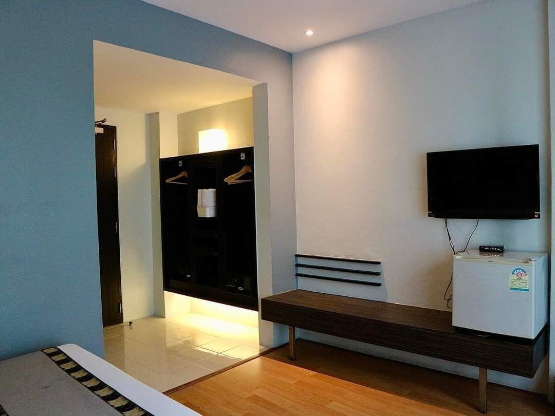 Swana Bangkok Hotel Esterno foto