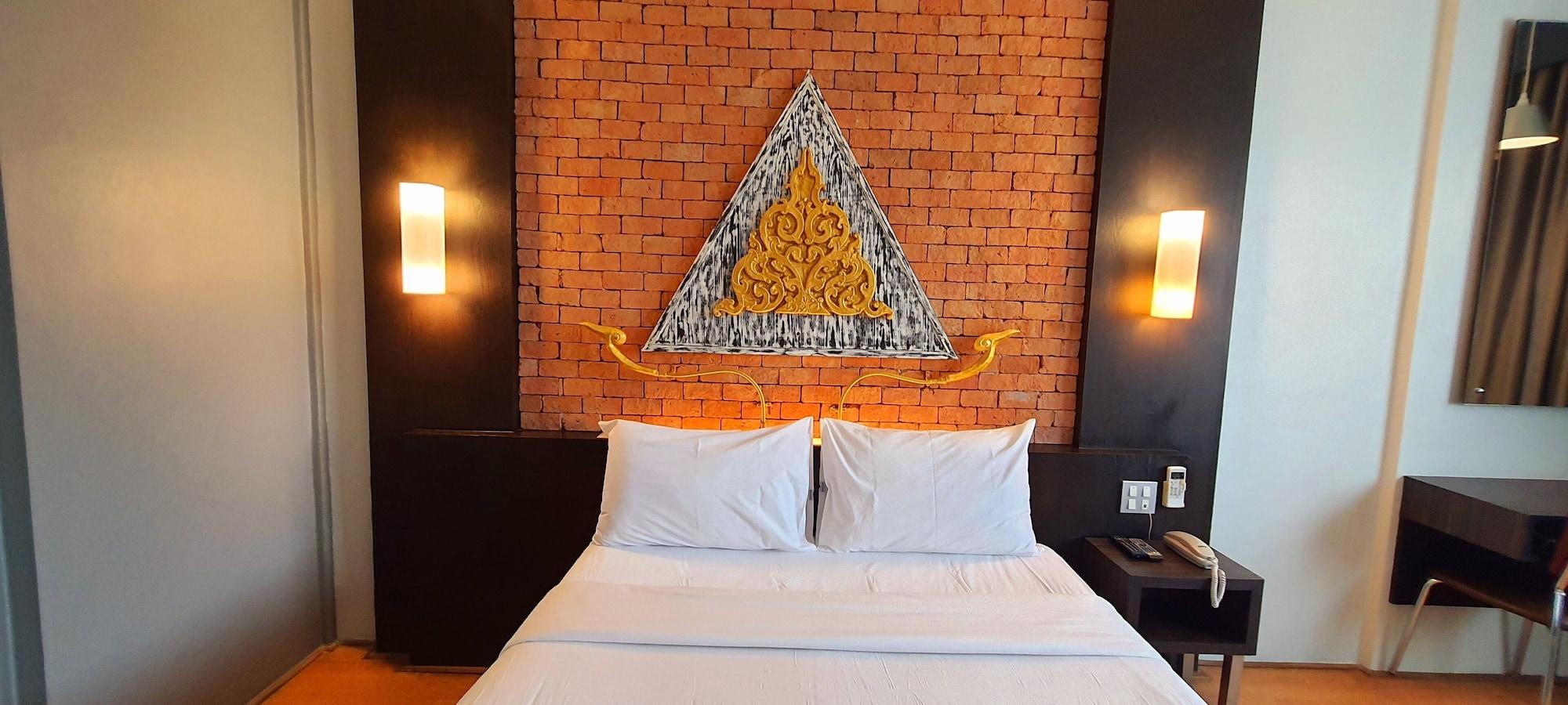 Swana Bangkok Hotel Esterno foto