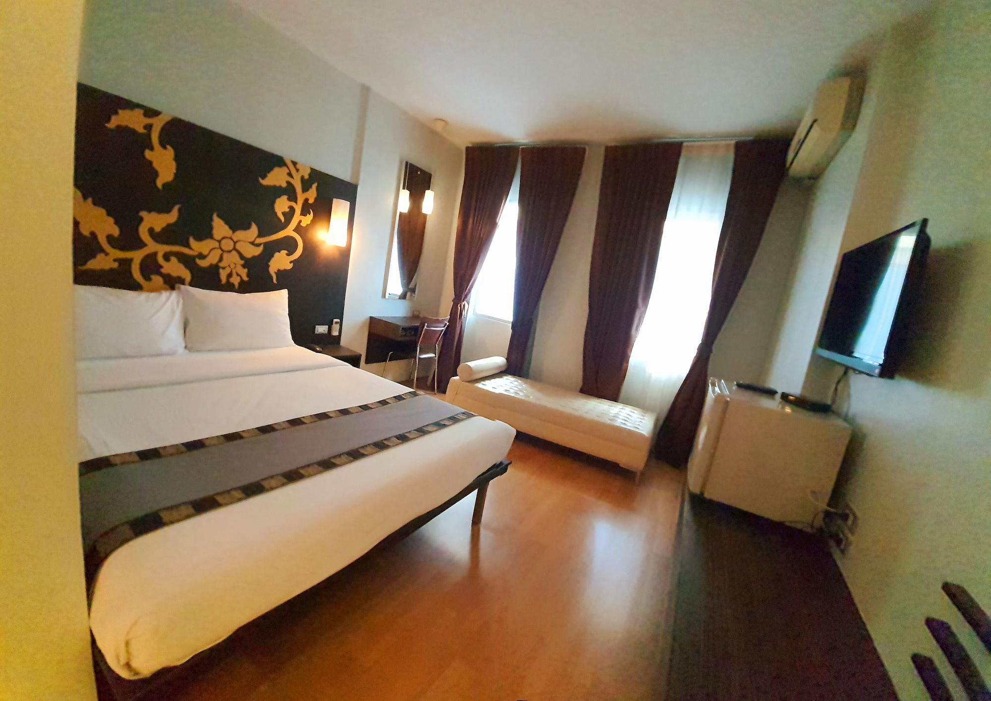 Swana Bangkok Hotel Esterno foto