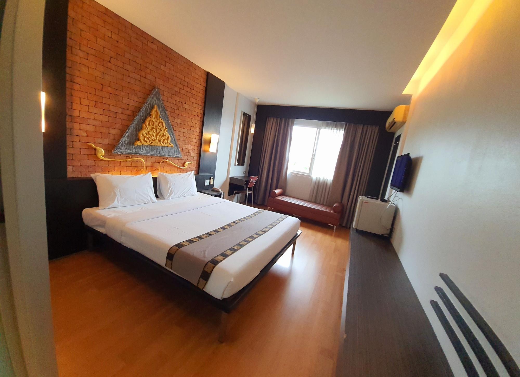 Swana Bangkok Hotel Esterno foto